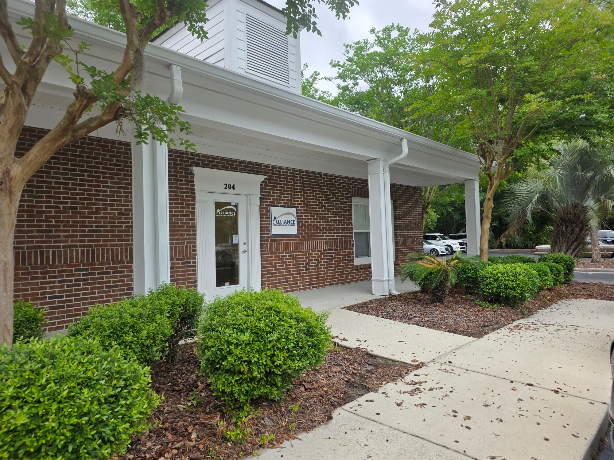 23 Plantation Park Dr, Bluffton, SC for lease Primary Photo- Image 1 of 20