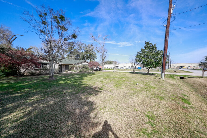 3339 Marks Rd, Houston, TX for lease - Primary Photo - Image 2 of 29