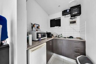 248 Geelong Road, West Footscray for sale Interior Photo- Image 2 of 2