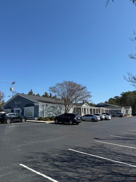 1003 Grove Rd, Greenville, SC for lease - Building Photo - Image 2 of 5