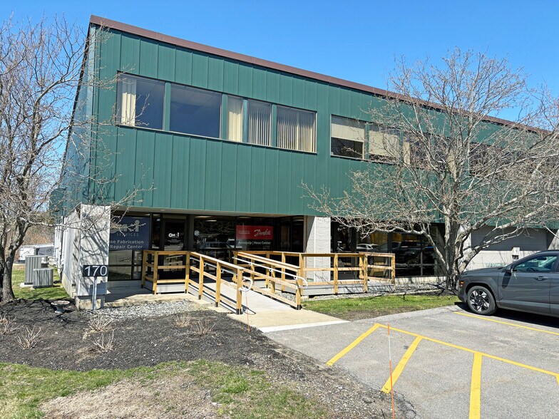 170 West Rd, Portsmouth, NH à louer - Photo principale - Image 1 de 7