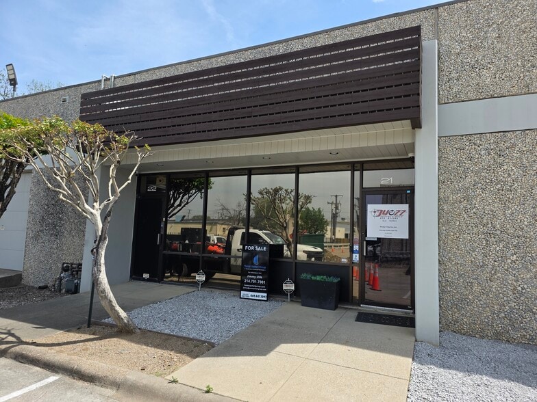10606 Shady Trl, Dallas, TX for sale - Building Photo - Image 3 of 16