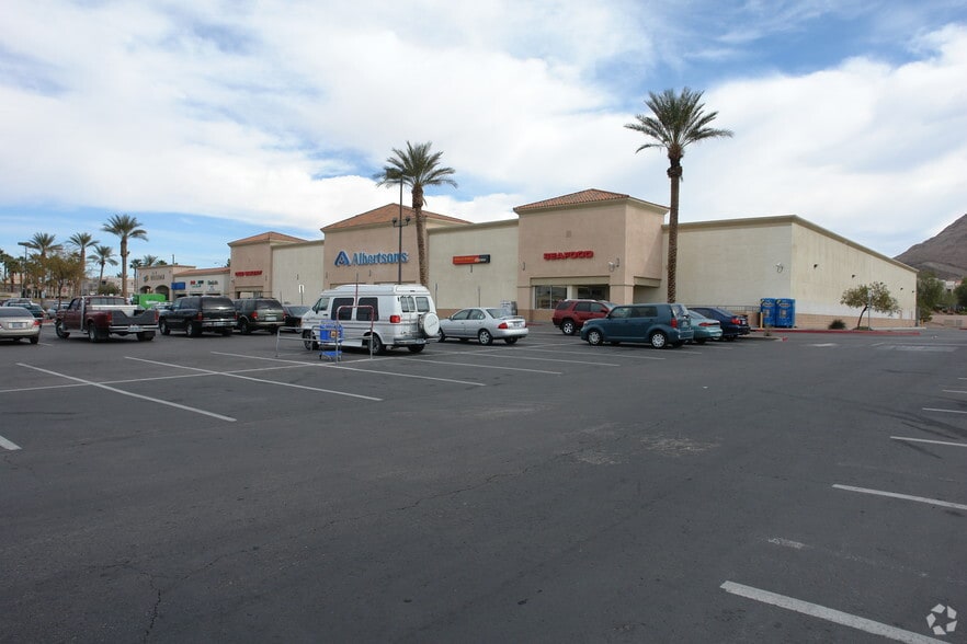 6885 E Lake Mead Blvd, Las Vegas, NV for lease - Building Photo - Image 1 of 5