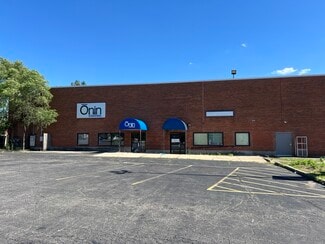 Plus de détails pour 3 N Smith St, Aurora, IL - Commerce de détail à louer