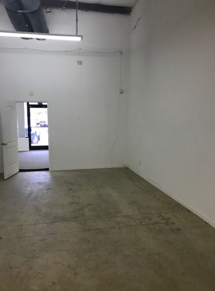 409 Chicago Dr, Fayetteville, NC for lease - Other - Image 3 of 74