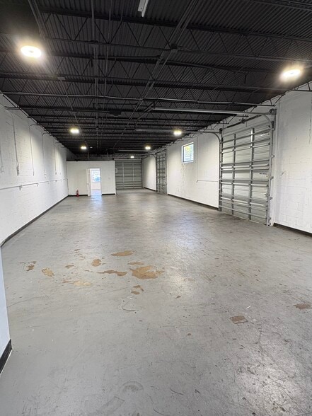4019 NE 6th Ave, Oakland Park, FL for sale - Building Photo - Image 3 of 11