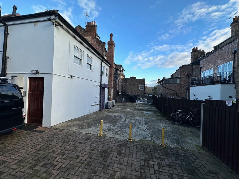 8-10A Sunnyhill Rd, Londres à vendre - Photo du bâtiment - Image 3 de 6