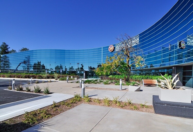 8911 Balboa Ave, San Diego, CA à vendre - Photo du bâtiment - Image 2 de 6