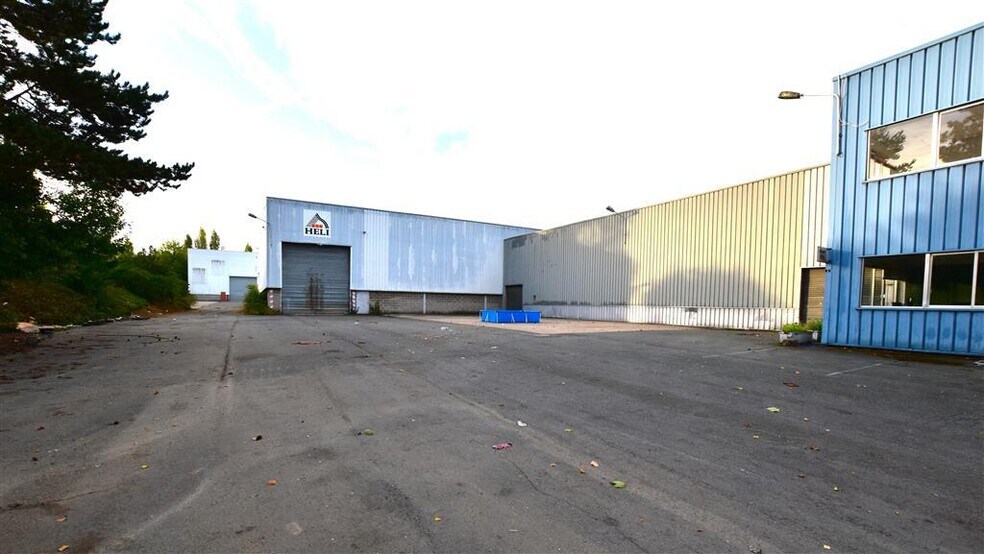 Avenue Du Château, SAINT-OUEN-L'AUMONE for lease - Building Photo - Image 2 of 8