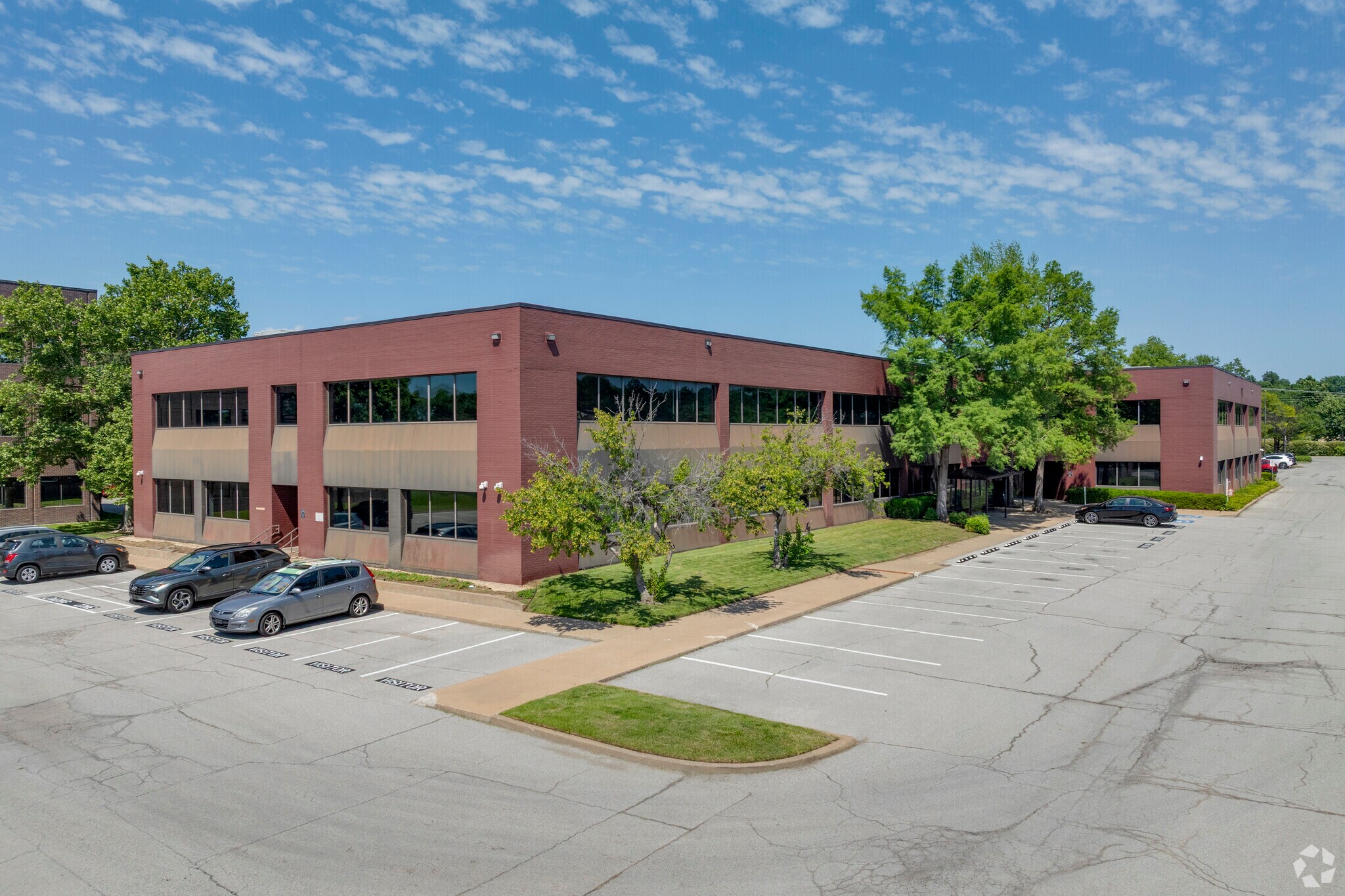 6506 S Lewis Ave, Tulsa, OK for lease Primary Photo- Image 1 of 5