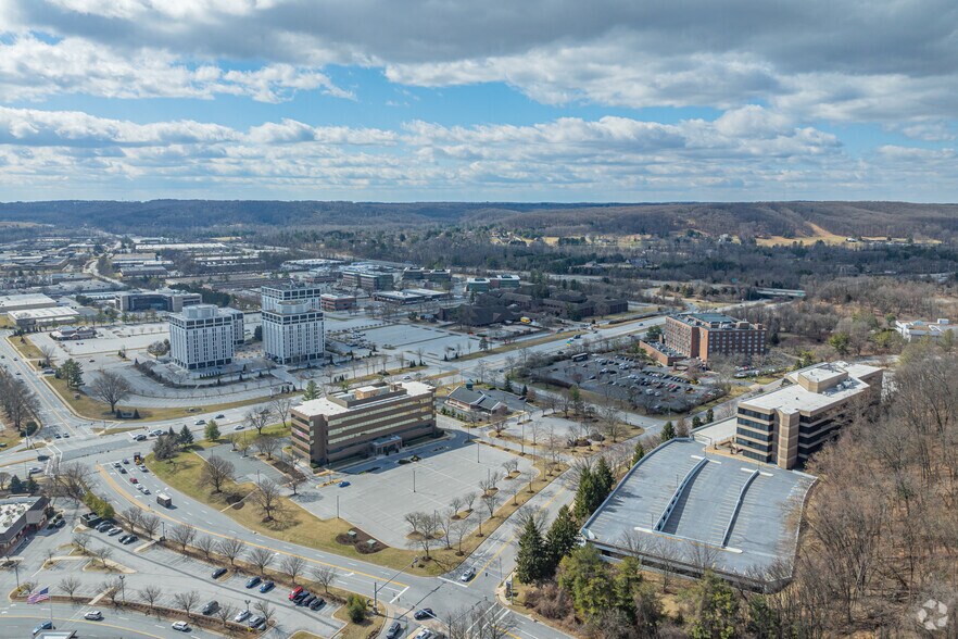 200 International Cir, Hunt Valley, MD à louer - Photo du bâtiment - Image 2 de 9