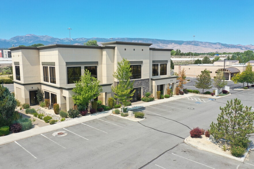 10765 Double R Blvd, Reno, NV for lease - Primary Photo - Image 1 of 6