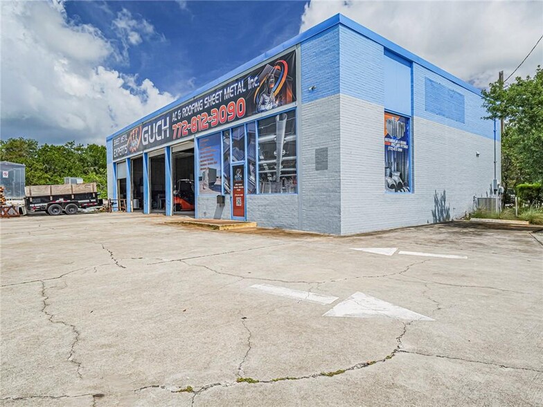 415 US Highway 1, Vero Beach, FL à vendre - Photo du bâtiment - Image 3 de 37