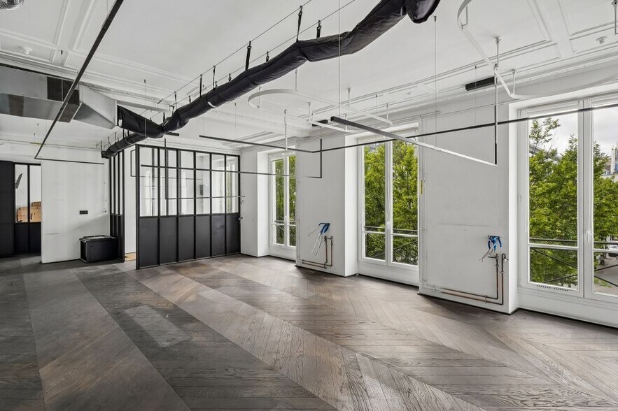 21 Rue Danielle Casanova, Paris for sale - Building Photo - Image 2 of 9