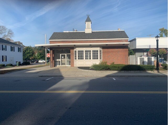 30 Main St, Topsfield, MA à louer Photo principale- Image 1 de 20