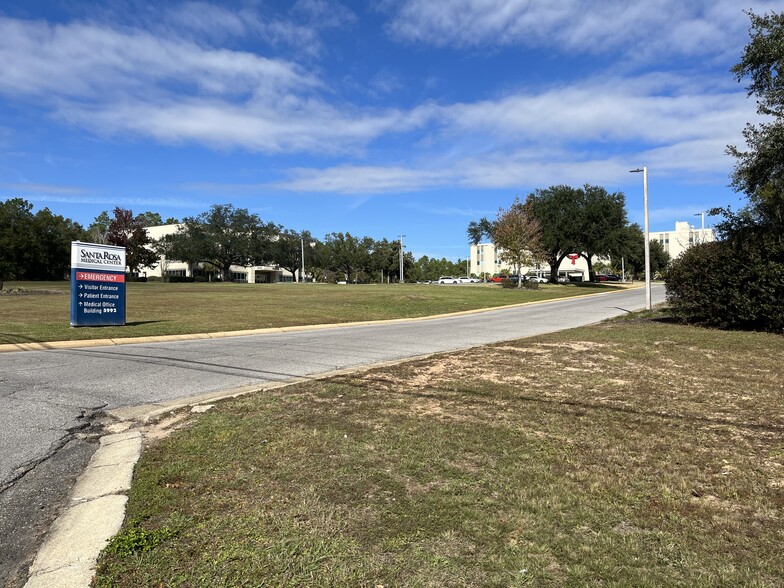 6000 BLK Berryhill, Milton, FL for sale - Building Photo - Image 3 of 5