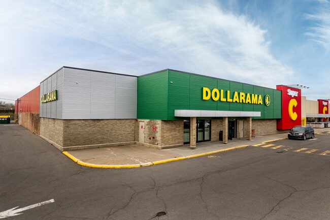 Plus de détails pour 4390-4494 Boul de la Concorde E, Laval, QC - Commerce de détail à louer