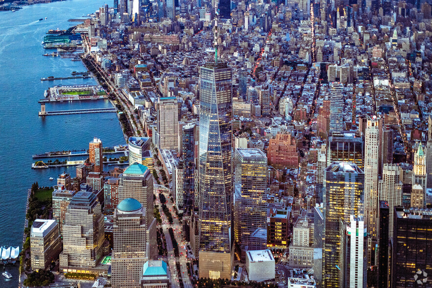 One World Trade Center, New York, NY for lease - Primary Photo - Image 1 of 18