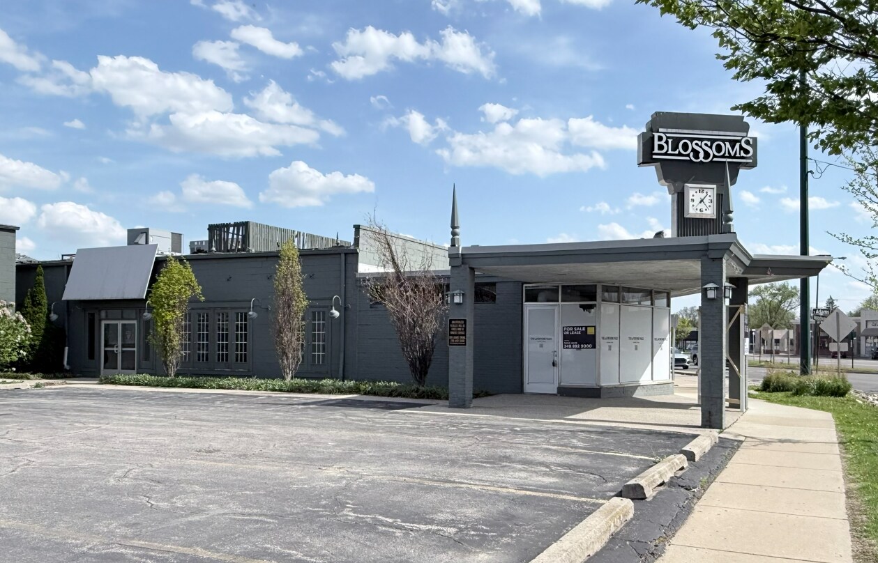 33866 Woodward Ave, Birmingham, MI for lease Primary Photo- Image 1 of 8