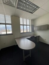 333 N Commercial St, Neenah, WI à louer Photo intérieure- Image 1 de 1