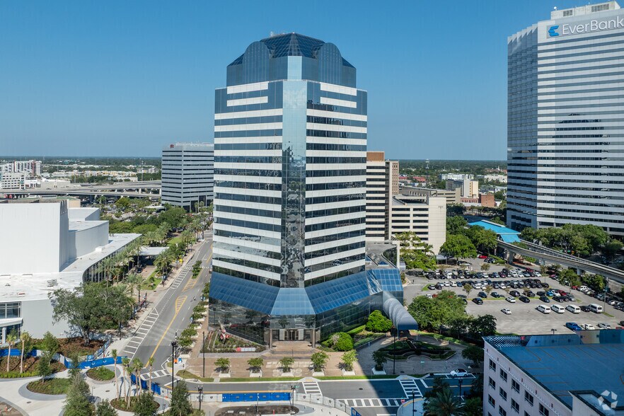 225 Water St, Jacksonville, FL à louer - Photo du bâtiment - Image 1 de 13
