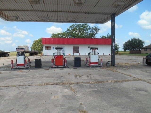 4860 S State Highway 71, El Campo, TX for sale - Building Photo - Image 2 of 4