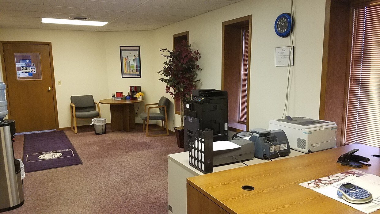 122 E Sioux Ave, Pierre, SD à louer Photo intérieure- Image 1 de 5