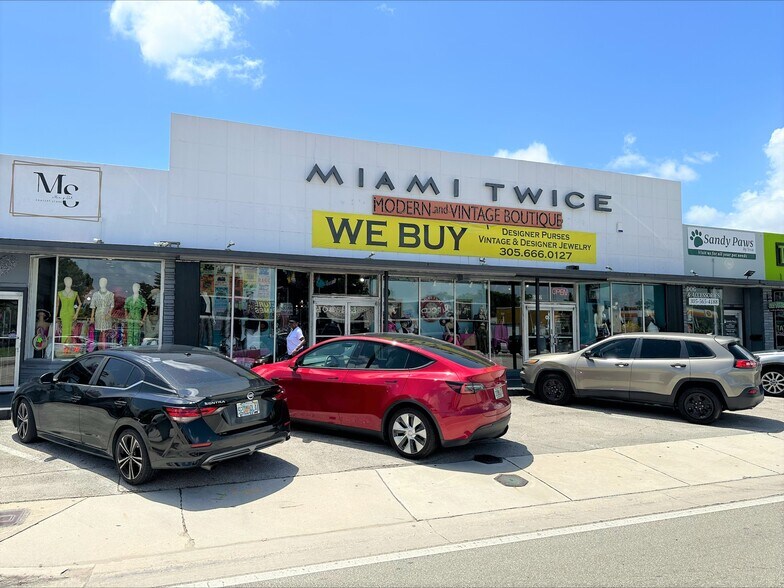 6562 Bird Rd, Miami, FL à louer - Photo du bâtiment - Image 2 de 4