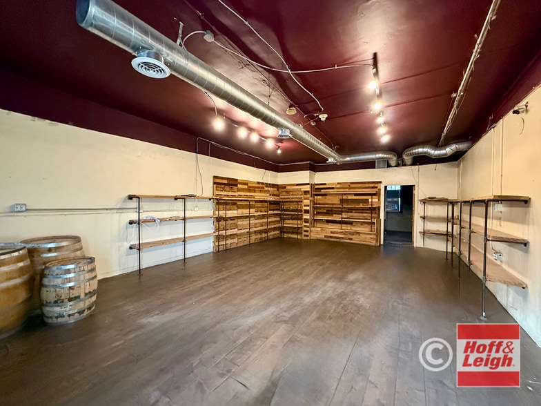 5219-5229 W 25th Ave, Edgewater, CO for lease - Interior Photo - Image 3 of 9