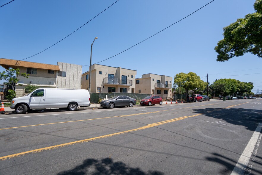 906 Lakme ave, Wilmington, CA for sale - Building Photo - Image 3 of 14