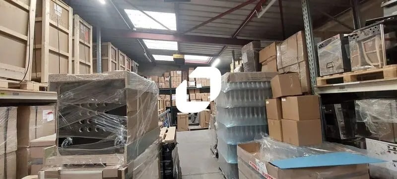 Flex in Saint-Denis for lease - Interior Photo - Image 3 of 4