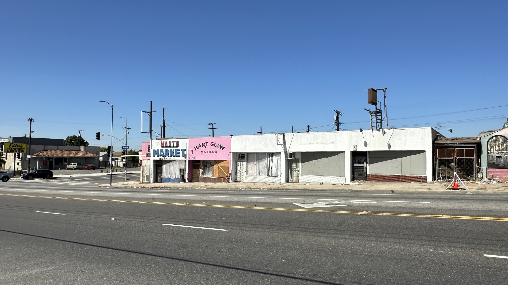10715 S Western Ave, Los Angeles, CA à louer Photo du bâtiment- Image 1 de 6