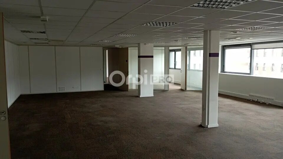 Office in Reims for lease Building Photo- Image 1 of 6
