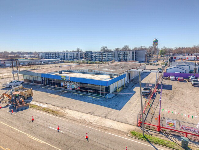 Plus de détails pour 2509 Summer Ave, Memphis, TN - Flex à vendre
