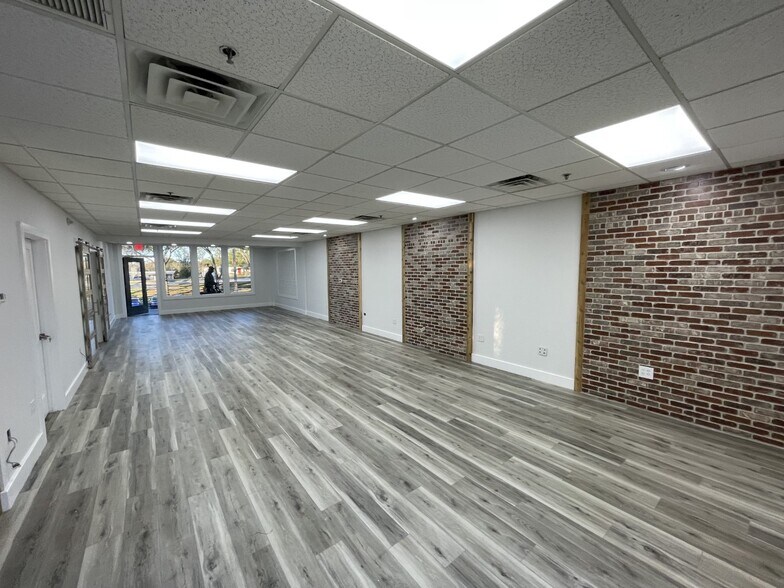 1002-1022 W State Road 436, Altamonte Springs, FL à louer - Photo intérieure - Image 3 de 26