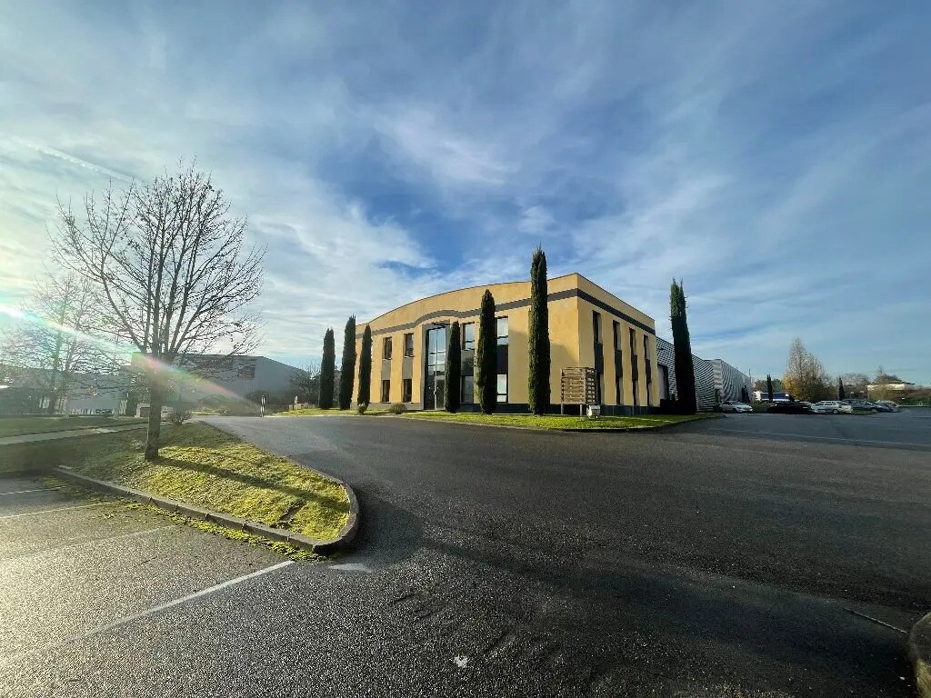 Bureau dans Arnas à louer Photo du bâtiment- Image 1 de 4