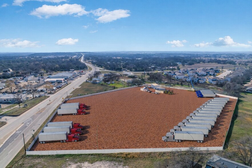 1503 Holland Rd, Belton, TX à louer - Photo du bâtiment - Image 2 de 9