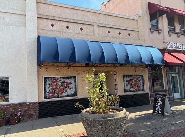 648 Main St, Red Bluff, CA à vendre - Photo du bâtiment - Image 2 de 7