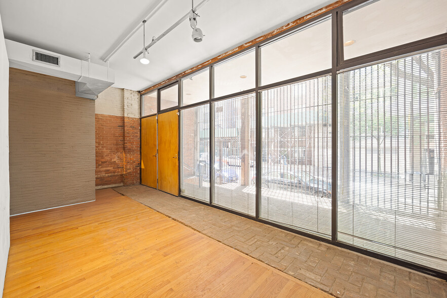 443 W 19th St, New York, NY for sale - Interior Photo - Image 3 of 17