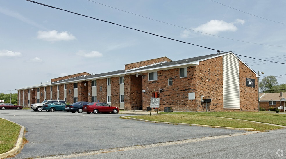 7131 Sewells Point Rd, Norfolk, VA for sale - Primary Photo - Image 1 of 6