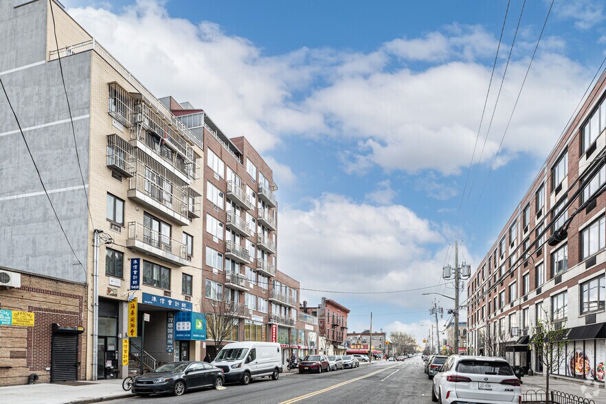 949 60th St, Brooklyn, NY à vendre - Photo du bâtiment - Image 2 de 6