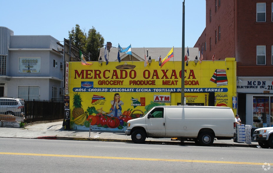 3052 W 7th St, Los Angeles, CA à vendre - Photo du bâtiment - Image 2 de 2