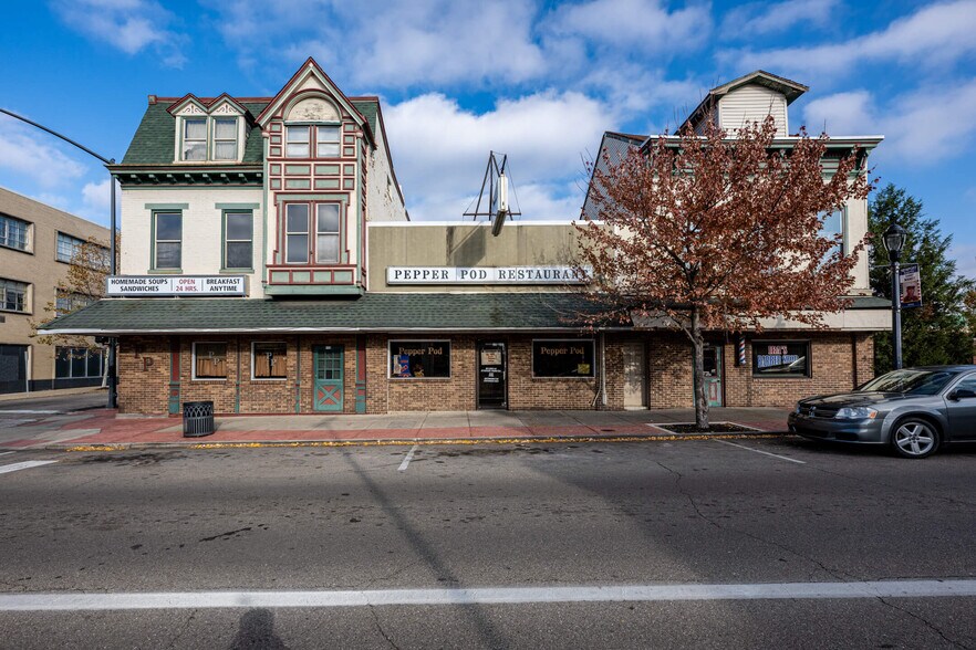 701 Monmouth St, Newport, KY à vendre - Photo du bâtiment - Image 3 de 10