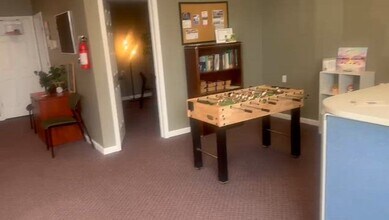 611 Westridge Dr, O'Fallon, MO à louer - Vidéo sur l’inscription commerciale 