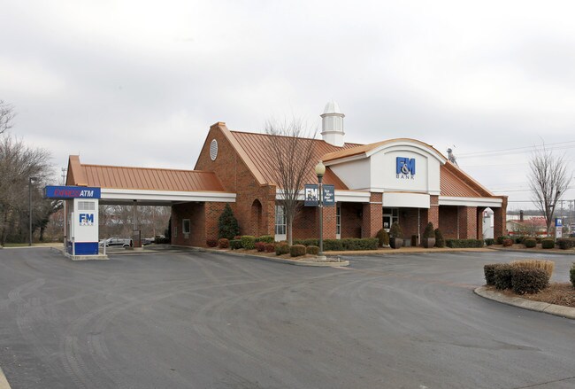 Plus de détails pour 225 W Main St, Lebanon, TN - Commerce de détail à vendre