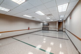 1 W 3rd St, Tulsa, OK for lease Interior Photo- Image 2 of 4