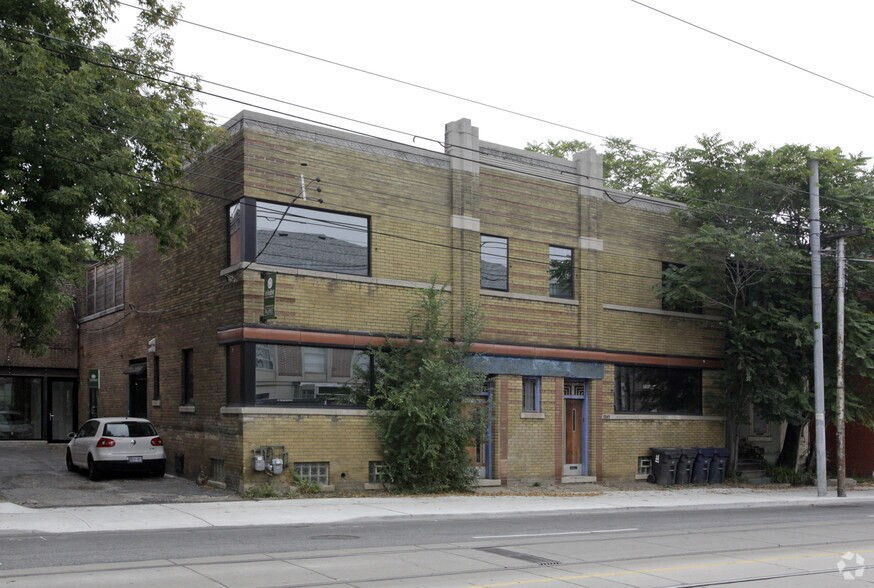 1205-1211 Bathurst St, Toronto, ON à vendre - Photo principale - Image 1 de 1