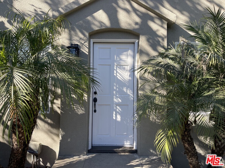 817 Broadway St, Venice, CA for sale - Primary Photo - Image 1 of 3