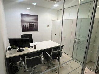 Plus de détails pour Commerce de détail à louer