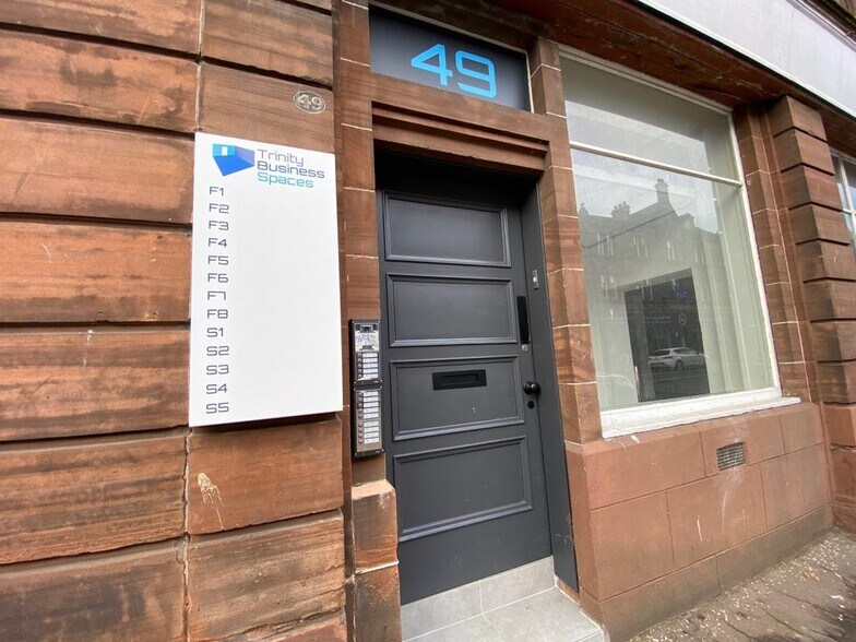 49 John Finnie St, Kilmarnock à louer - Photo du bâtiment - Image 1 de 10